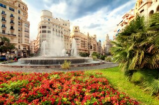 Valencia - Plein - Buitenhof Reizen begeleide vakanties voor mensen met een verstandelijke beperking.