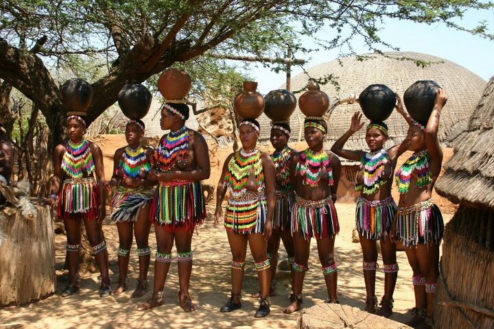 Zuid-Afrika - Afrikaanse vrouwen - Buitenhof Reizen begeleide vakanties voor mensen met een verstandelijke beperking.