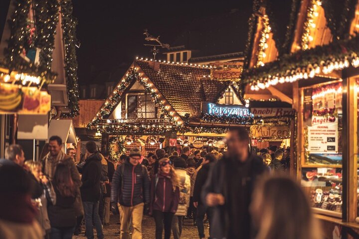 Kerstcruise - Verlichting  - Buitenhof Reizen begeleide vakanties voor mensen met een verstandelijke beperking.