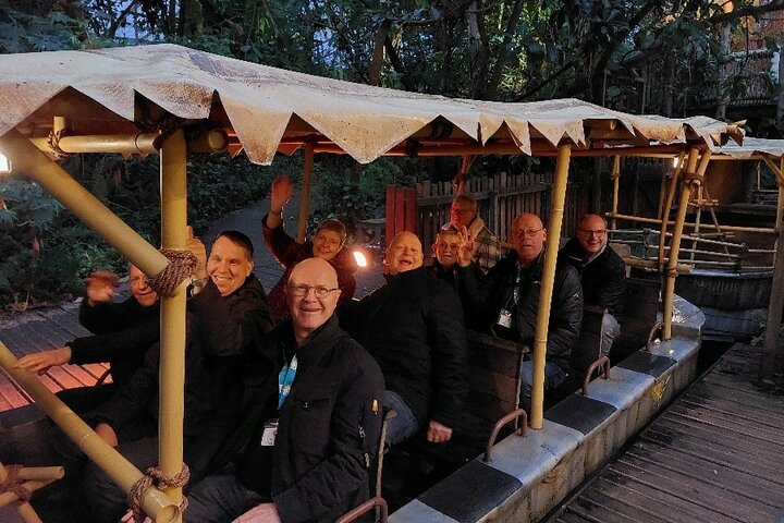 Kerst in de Bonte Wever - In de boot - Buitenhof Reizen begeleide vakanties voor mensen met een verstandelijke beperking.