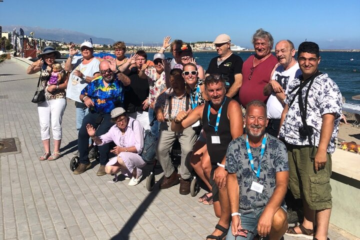 Kreta - Groepsfoto reizigers - Buitenhof Reizen begeleide vakanties voor mensen met een verstandelijke beperking