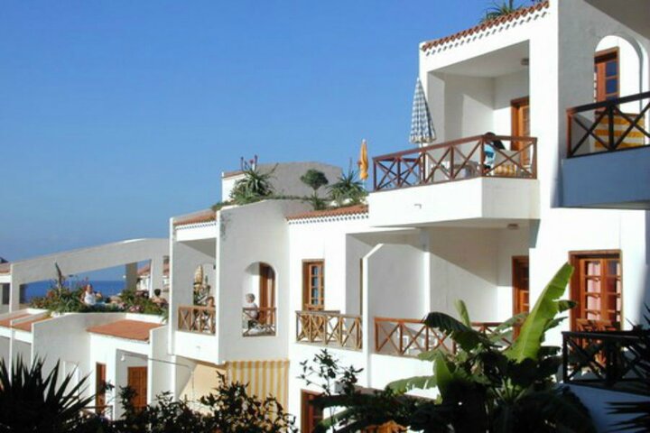 Tenerife Zorgvakantie Hotel Mar y sol balkon - Buitenhof Reizen begeleide vakanties voor mensen met een verstandelijke beperking