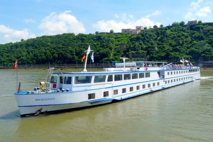 Buitenhof Reizen - Horizon Cruises - begeleide vakanties voor mensen met een beperking - MS Horizon schip zijkant