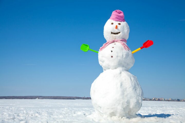 La Roche & Ardenne - sneeuwpop - Buitenhof Reizen begeleide vakanties voor mensen met een verstandelijke beperking. 