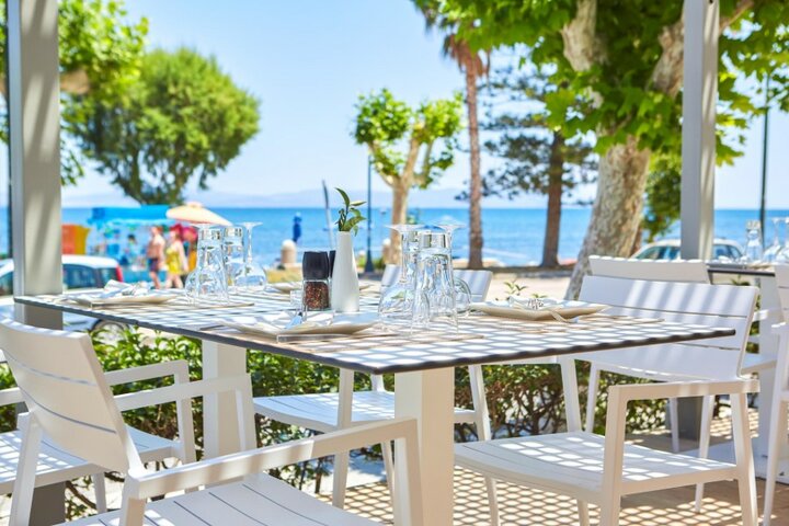 Buitenhof Reizen - Kos - begeleide vakanties voor mensen met een beperking - Hotel Triton restaurant