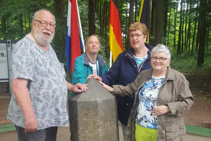 Valkenburg-Landal de Cauberg - Drielandenpunt - Buitenhof Reizen begeleide vakanties voor mensen met een verstandelijke beperking. 