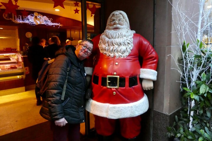 Kerstfeest in de Bonte Wever - Kerstman - Buitenhof Reizen begeleide vakanties voor mensen met een verstandelijke beperking