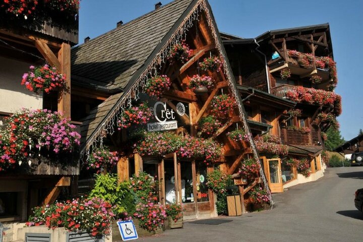 Franse Alpen - Hotel Le CrÃªt - Buitenhof Reizen begeleide vakanties voor mensen met een verstandelijke beperking