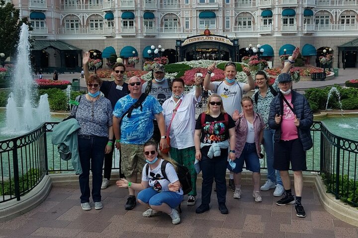 Disney - Groepsfoto - Buitenhof Reizen begeleide vakanties voor mensen met een verstandelijke beperking
