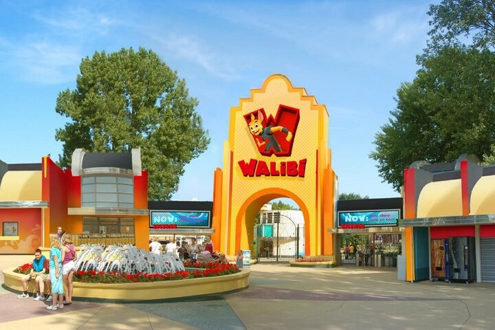 Walibi en Apenheul - Ingang - Buitenhof Reizen begeleide vakanties voor mensen met een verstandelijke beperking.