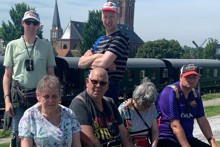 Volendam - Groepsfoto - Buitenhof Reizen begeleide vakanties voor mensen met een verstandelijke beperking.