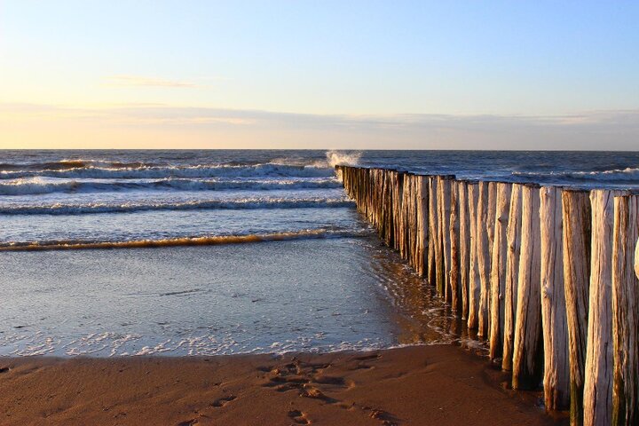 Brouwershaven - Strand - Buitenhof Reizen begeleide vakanties voor mensen met een verstandelijke beperking.