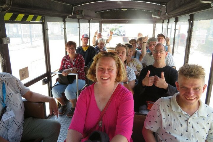 Winterber - Bus - Buitenhof Reizen begeleide vakanties voor mensen met een verstandelijke beperking.