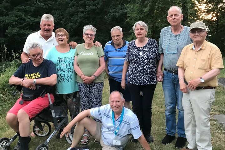 Leiwen - Groepsfoto - Buitenhof Reizen begeleide vakanties voor mensen met een verstandelijke beperking.