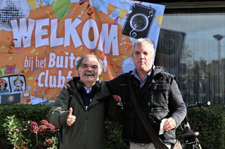 Buitenhof Reizen - Buitenhof Clubfeest - begeleide vakanties voor mensen met een beperking - Clubfeest 2024 buiten