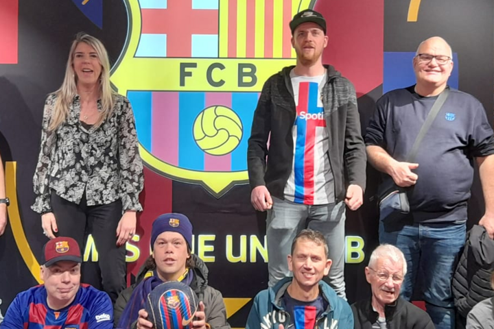 Fc Barcelona - foto reizigers in Camp Nou - Buitenhof Reizen voor mensen met een verstandelijke beperking 