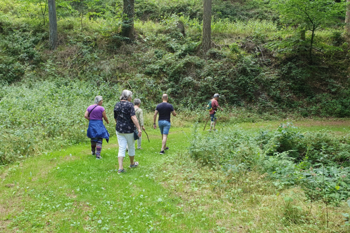 Buitenhof Reizen - Neuerburg in de Eifel - begeleide vakanties voor mensen met een beperking - Wandeling door natuur