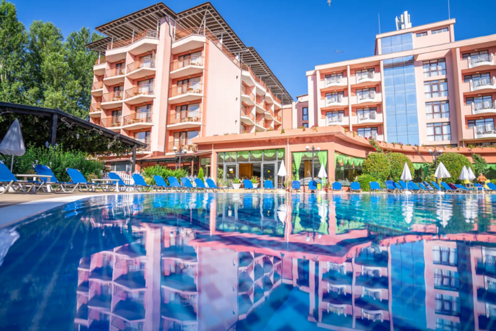 Buitenhof Reizen - Sunny Beach - begeleide vakanties voor mensen met een beperking - Hotel Izola