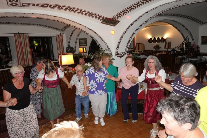 Buitenhof Reizen - Ainring in Beieren - begeleide vakanties voor mensen met een beperking - Muziek avond