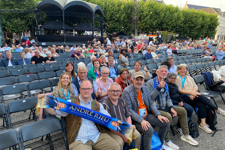Buitenhof Reizen - Andre Rieu - begeleide vakanties voor mensen met een beperking - Vrijthof concert Andre Rieu