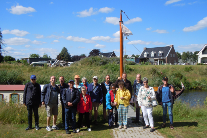 Buitenhof Reizen - Emmen - begeleide vakanties voor mensen met een beperking -  Groepsfoto in Emmen