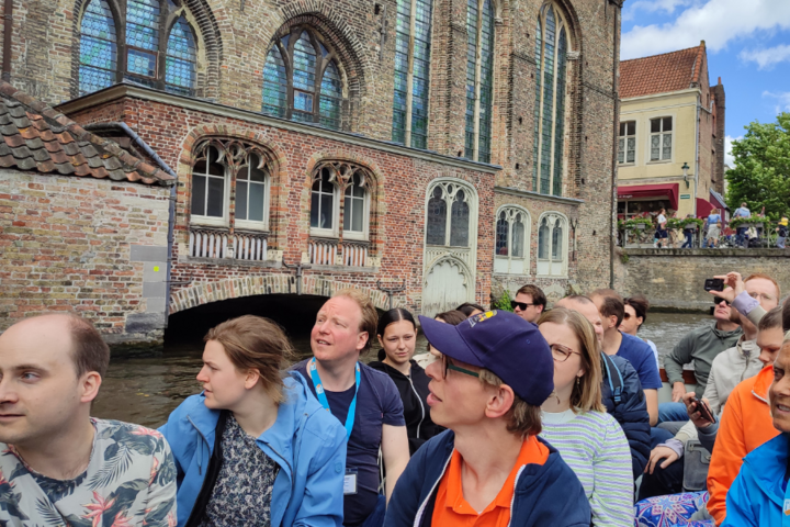 Buitenhof Reizen - Belgische kust - Begeleide vakanties voor mensen met een beperking - Varen in Brugge