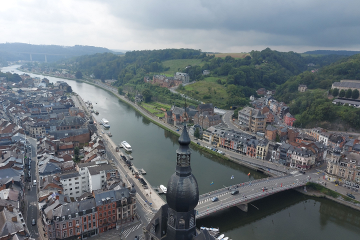 Buitenhof Reizen - La Roche & Ardenne - Begeleide vakanties voor mensen met een beperking - Bezoek aan Dinant