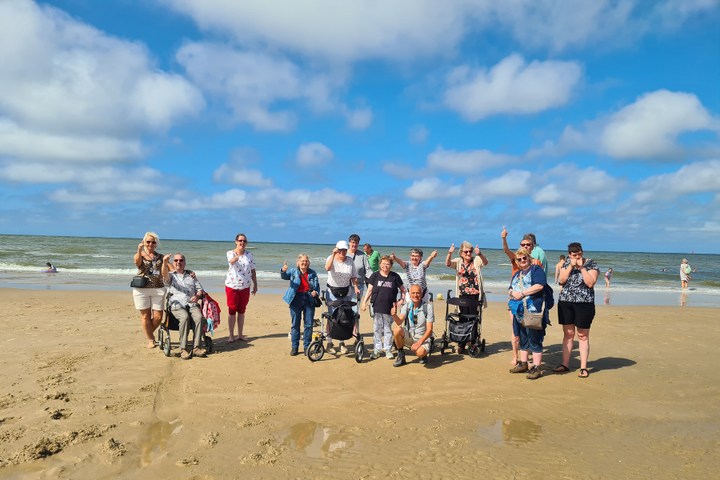 Buitenhof Reizen - De Rijp - begeleide groepsreizen met een verstandelijke beperking - strand