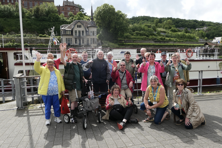 Buitenhof Reizen - La Roche en Ardenne - begeleide groepsreizen met een verstandelijke beperking - groepsfoto (2)