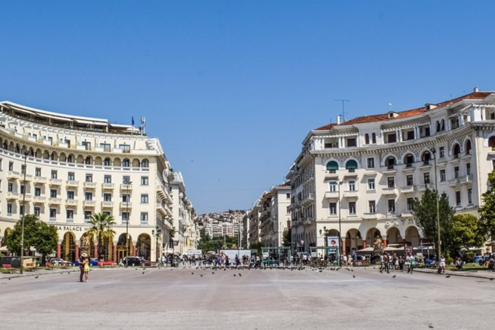 Buitenhof Reizen - Grieks MacedoniÃ« - begeleide vakanties voor mensen met een beperking - Grieks MacedoniÃ« plein