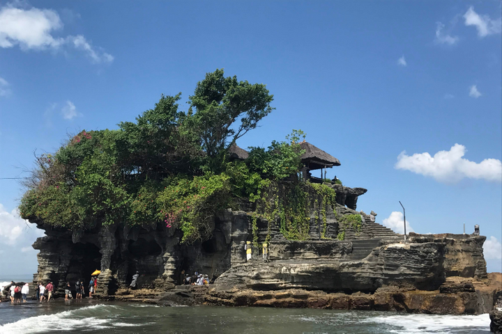 Buitenhof Reizen - Bali - begeleide vakanties voor mensen met een beperking - Tanah Lot