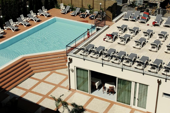 Buitenhof Reizen - Lago Maggiore en Italiaanse Riviera - begeleide vakanties voor mensen met een beperking - Hotel Residence Mediterraneo