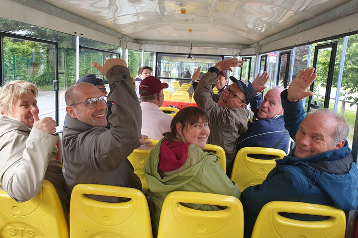 Buitenhof Reizen - Winterberg - begeleide vakanties voor mensen met een beperking - Reizigers in de trein