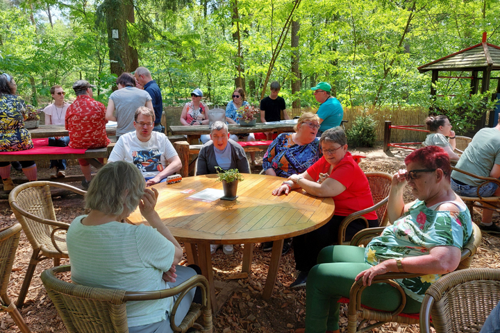 Buitenhof Reizen - Oisterwijk - begeleide vakanties voor mensen met een beperking - Terrasje