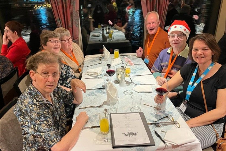 Buitenhof Reizen - Kerstcruise - begeleide vakanties voor mensen met een beperking - Kerstdiner