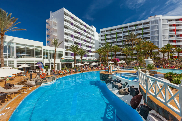 Buitenhof Reizen - Gran Canaria - begeleide vakanties voor mensen met een beperking - Abora Buenaventura by Lopesan Hotels zwembad