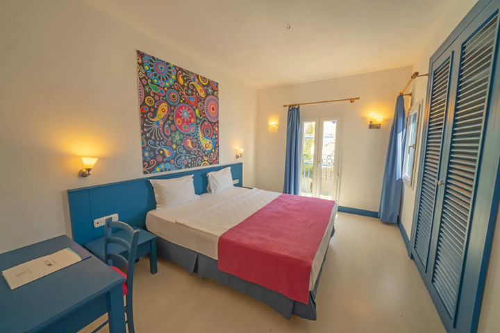Buitenhof Reizen - Bodrum - begeleide vakanties voor mensen met een beperking - Holiday Resort slaapkamer voorbeeld