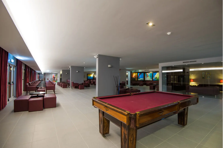 Buitenhof Reizen - Albufeira - begeleide vakanties voor mensen met een beperking - Vila Gale Nautico restaurant