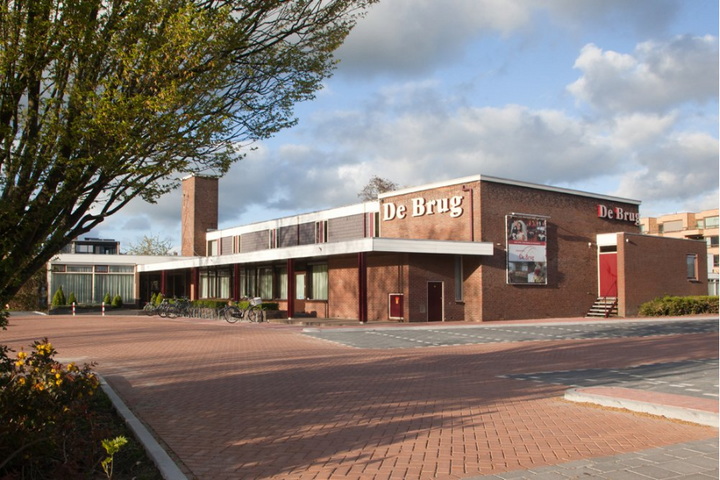 Buitenhof Reizen - Buitenhof Clubfeest - begeleide vakanties voor mensen met een beperking - Zalencentrum de Brug Reeuwijk