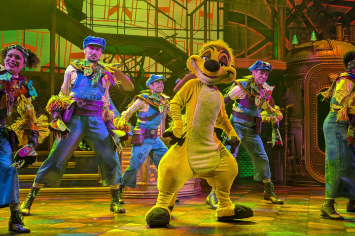 Buitenhof Reizen - Disneyland - begeleide groepsreizen met een verstandelijke beperking - Show Timon