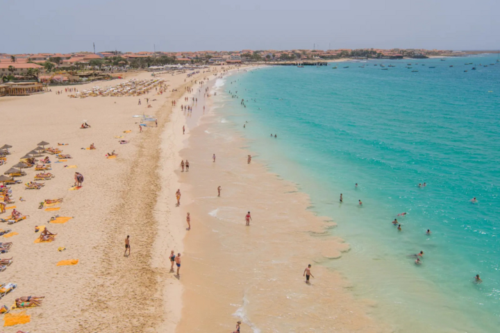 Buitenhof Reizen - Kaapverdië - begeleide groepsreizen met een verstandelijke beperking - strand