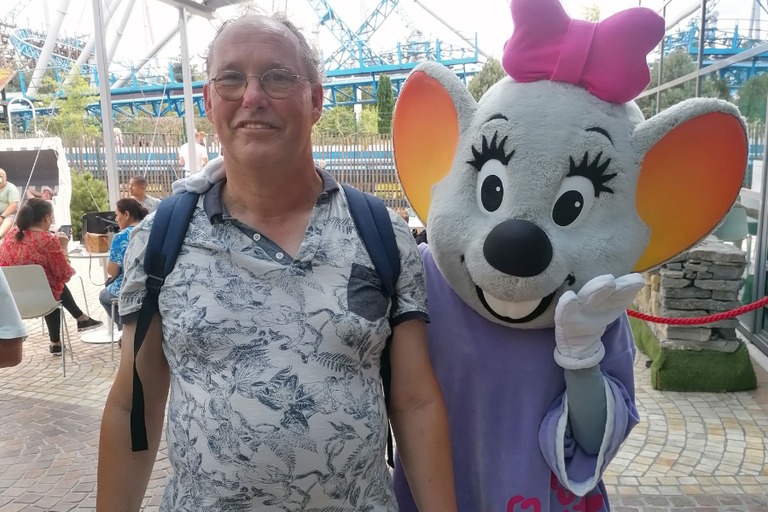 Buitenhof Reizen -Europapark  - begeleide vakanties voor mensen met een beperking - Foto met muis
