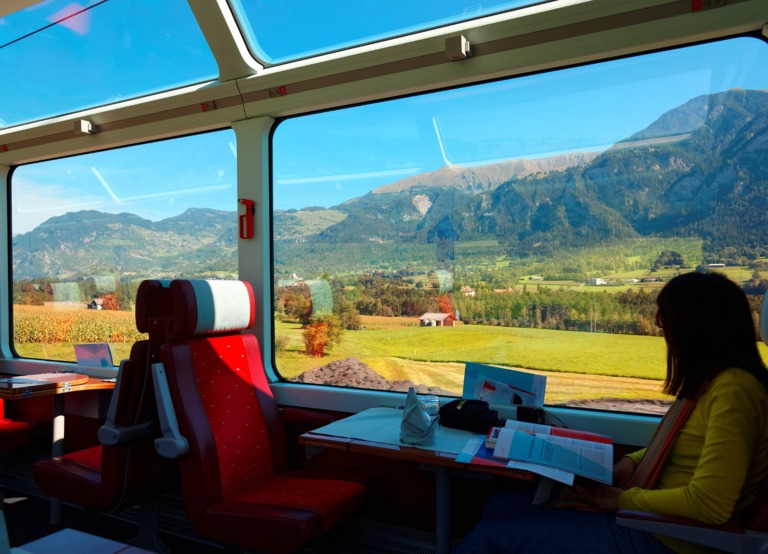 Buitenhof Reizen voor mensen met een verstandelijke beperking - Avontuurlijk - Legendarische Zwitserse treinen - uitzicht vanaf de trein