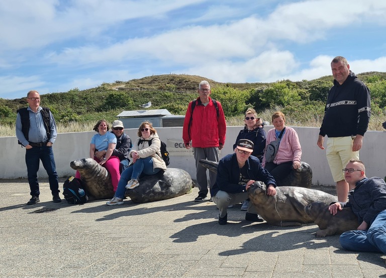Buitenhof Reizen - Begeleide groepsreizen voor mensen met een verstandelijke beperking - Texel - groep bij Ecomare