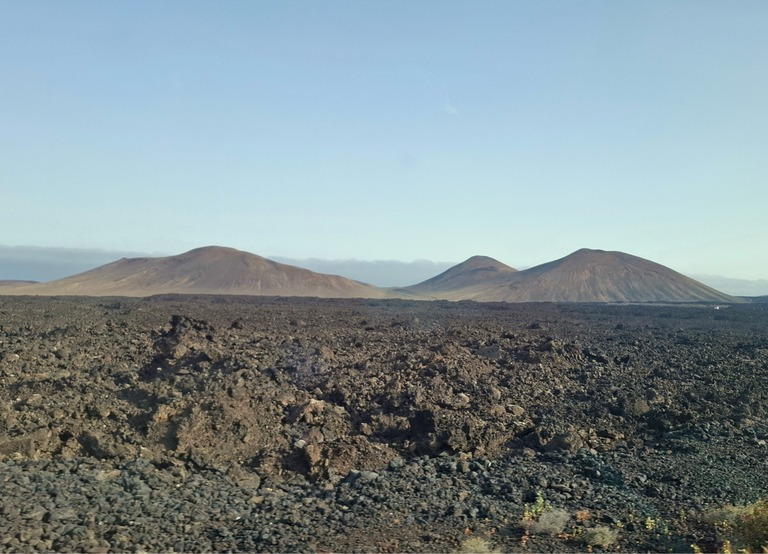 Buitenhof Reizen - Begeleide groepsreizen voor mensen met een verstandelijke beperking - Lanzarote - Vulkaan landschap