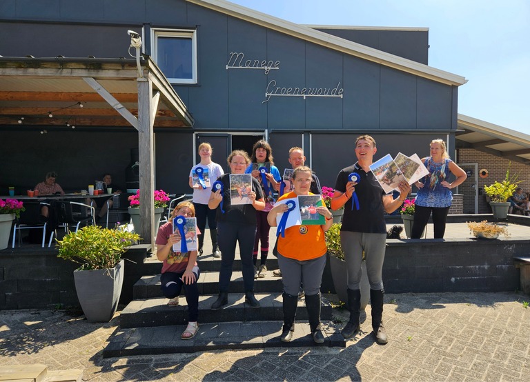 Buitenhof Reizen - Begeleide groepsreizen voor mensen met een verstandelijke beperking - Paardrijvakantie Woudenberg - groep met certificaat