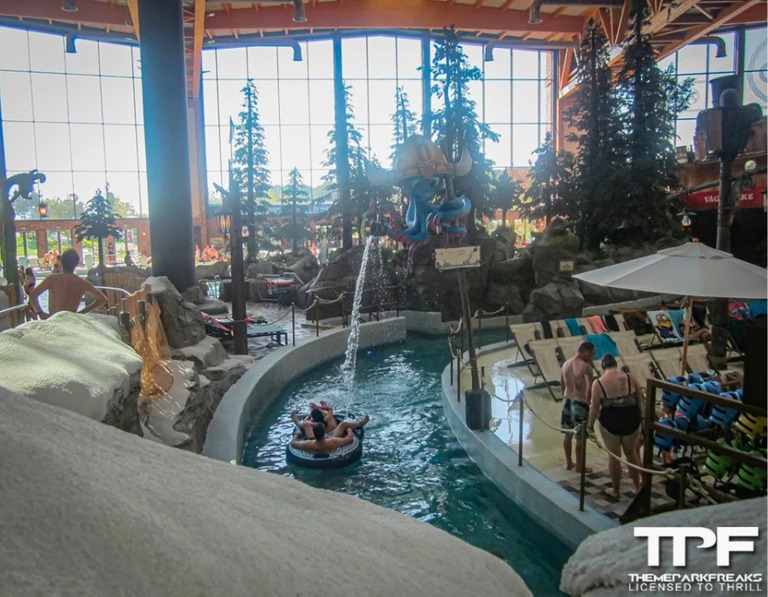 Buitenhof Reizen - Waterwereld Rulantica & Europa-park - begeleide groepsreizen voor mensen met een verstandelijke beperking - Rulantica waterbaan met banden